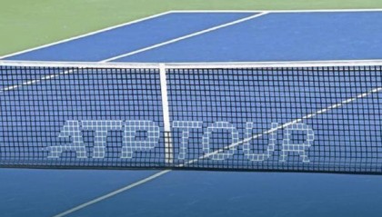 开云体育移动版-ATP猪八戒照镜子，张帅战乌名将，孟菲尔斯赢球，莱巴弗里茨卫冕|球员|包机|晋级|对阵_新浪体育_新浪新闻