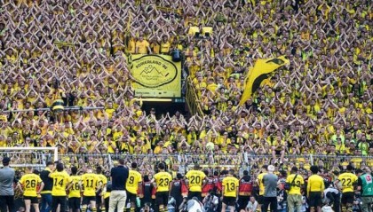 开云体育App-秦游夏：多特蒙德对得起谁？