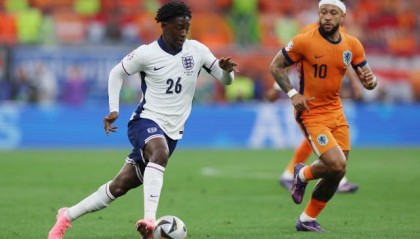 【人物】半路上位攻防俱佳，英格兰也有“小孩哥”！